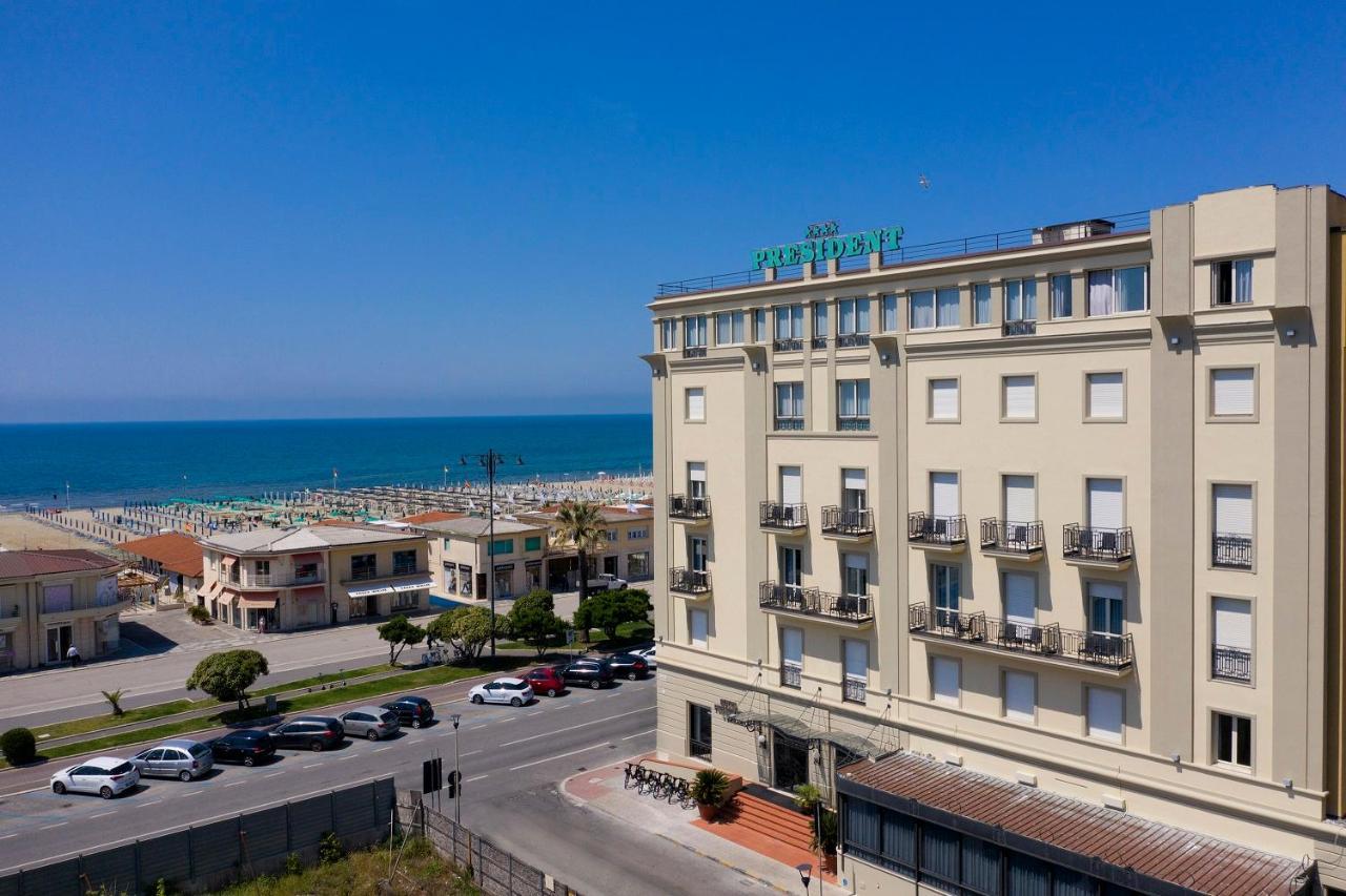 Hotel President Viareggio Bagian luar foto